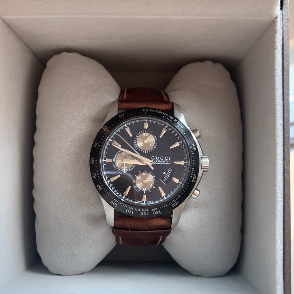 Gucci Automatic Chronograph Watch 126.2